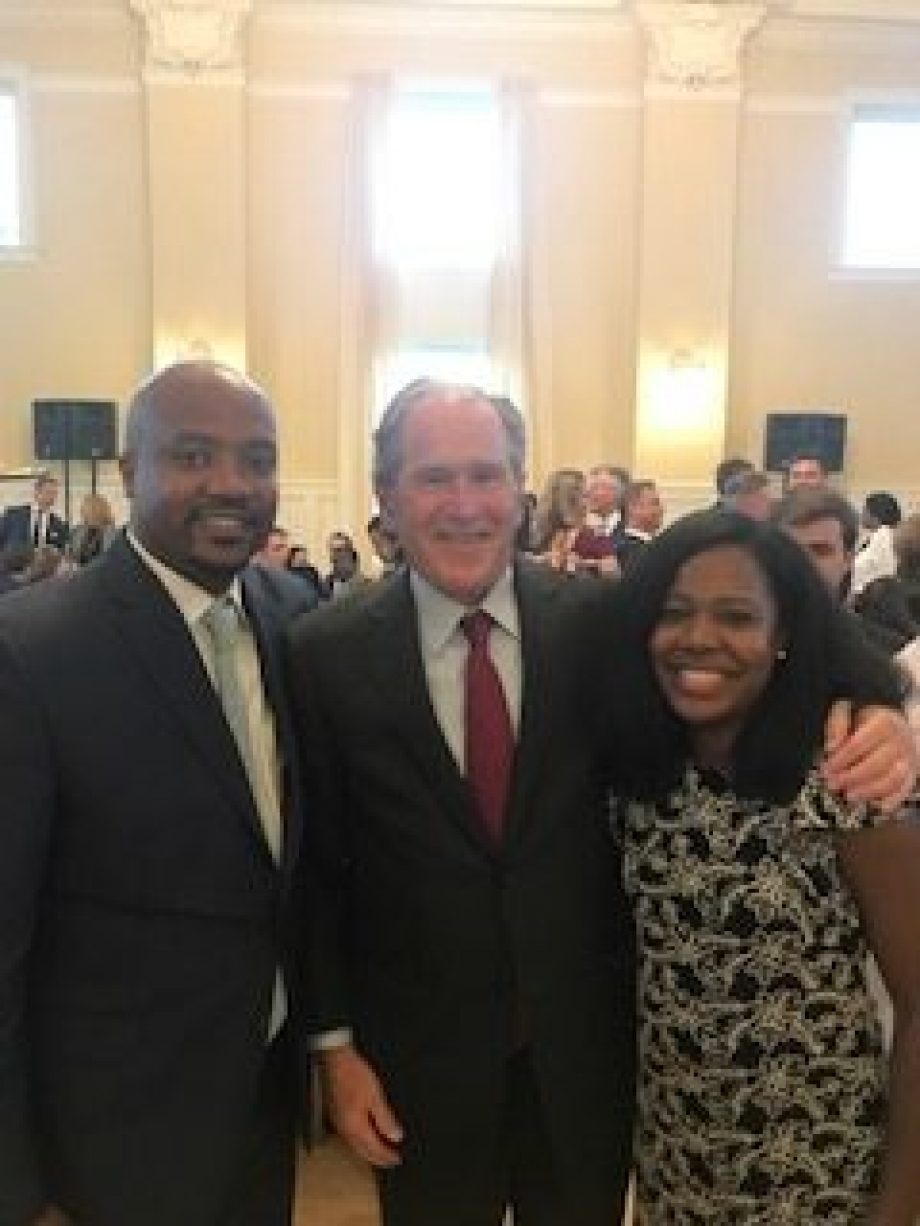 Irvin photo with President George W. Bush